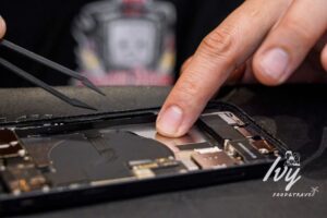 Affordable iPhone Battery Replacement Price at DRA-3C Without Compromising Quality